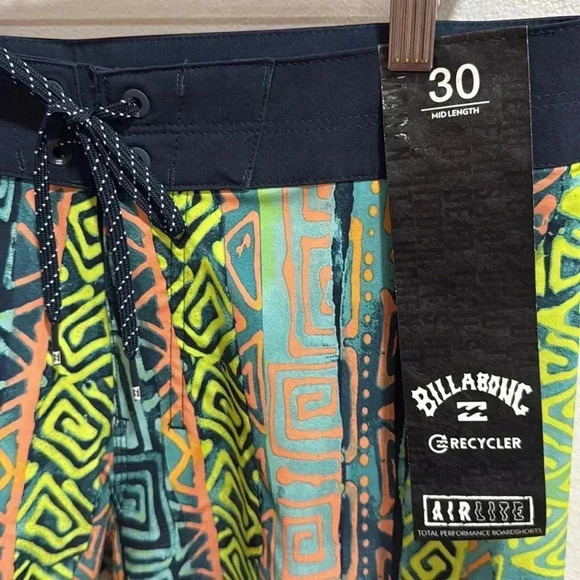 Billabong Sundays Airlite Boardshort - Aqua - Sizes 30, 32, 34 - Picture 3 of 5